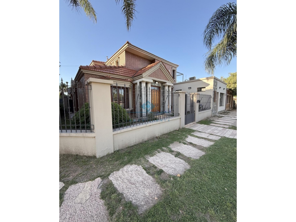 VENTA-MULTIFUNCIONAL: CASA+OFICINA+2 DEPTOS-COLONIA CAROYA - 3