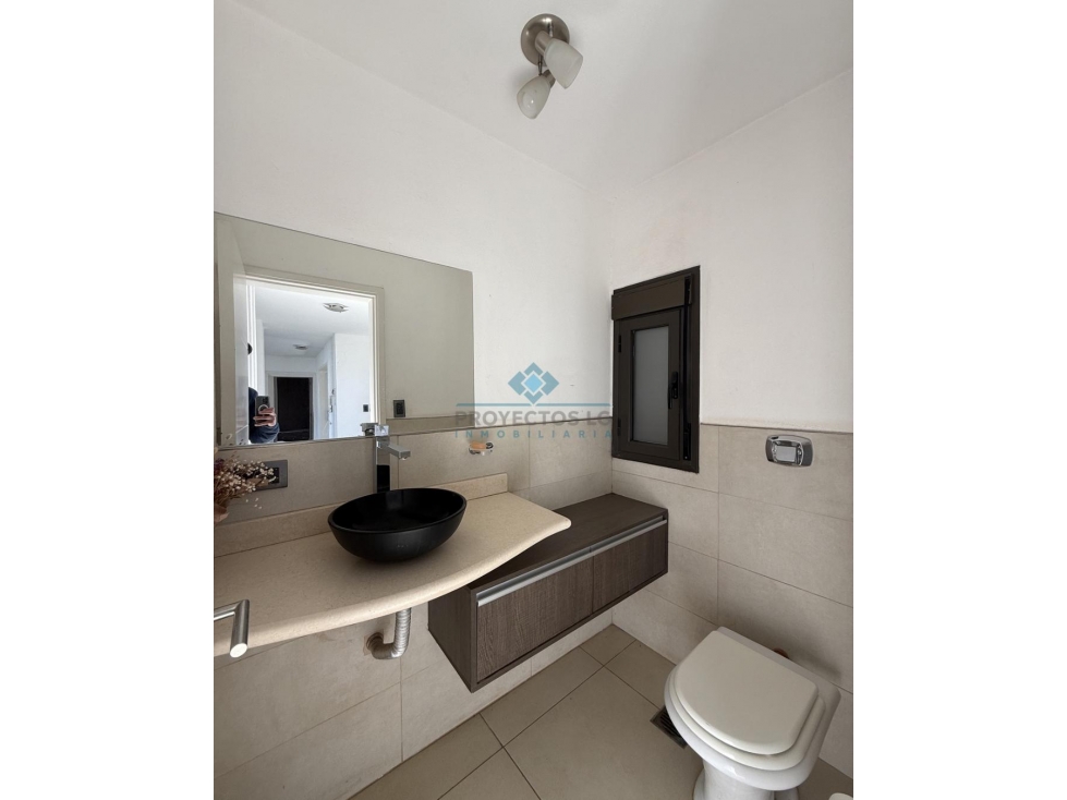 VENTA-RESIDENCIA DE CATEGORIA-4 DORM- JESÚS MARÍA - 4