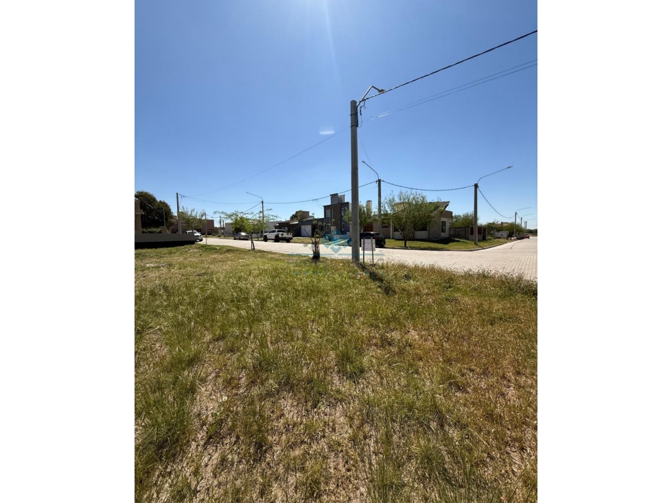 OPORTUNIDAD! VENTA - LOTE 380 m2 - SINSACATE - 6