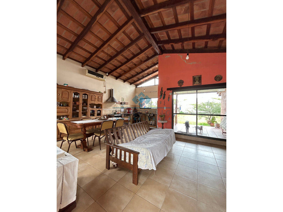 VENTA- CASA 2 DORM+DEPENDENCIA- CON GRAN TERRENO- COLONIA CAROYA - 5
