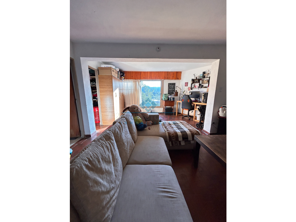 VENTA CASA CON PILETA Y QUINCHO- EXCELENTE VISTA- ASCOCHINGA - 6