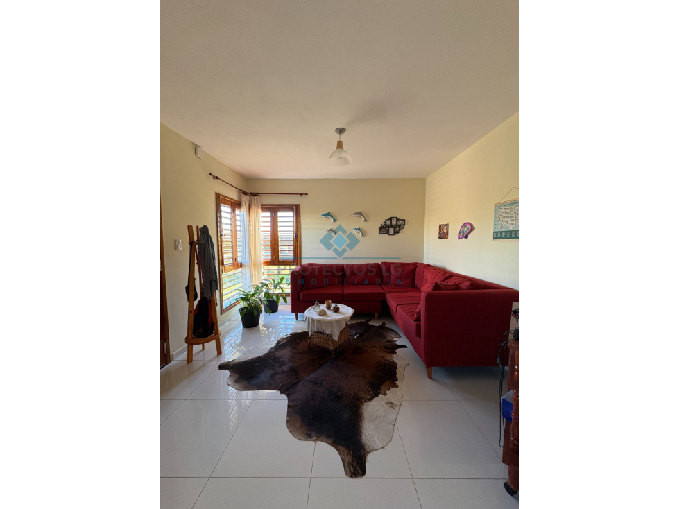 VENTA- CASA 3 DORM - BARRIO LOMAS - JESÚS MARÍA - 6