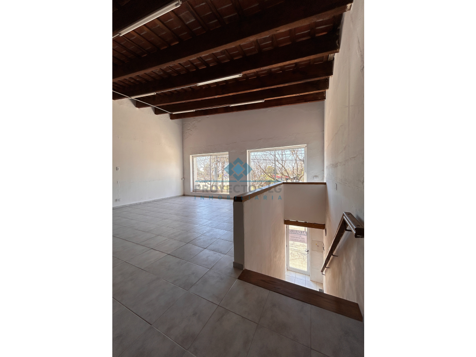 ALQUILER - LOCAL COMERCIAL EN PLENO CENTRO - JESÚS MARÍA-PLANTA ALTA - 2