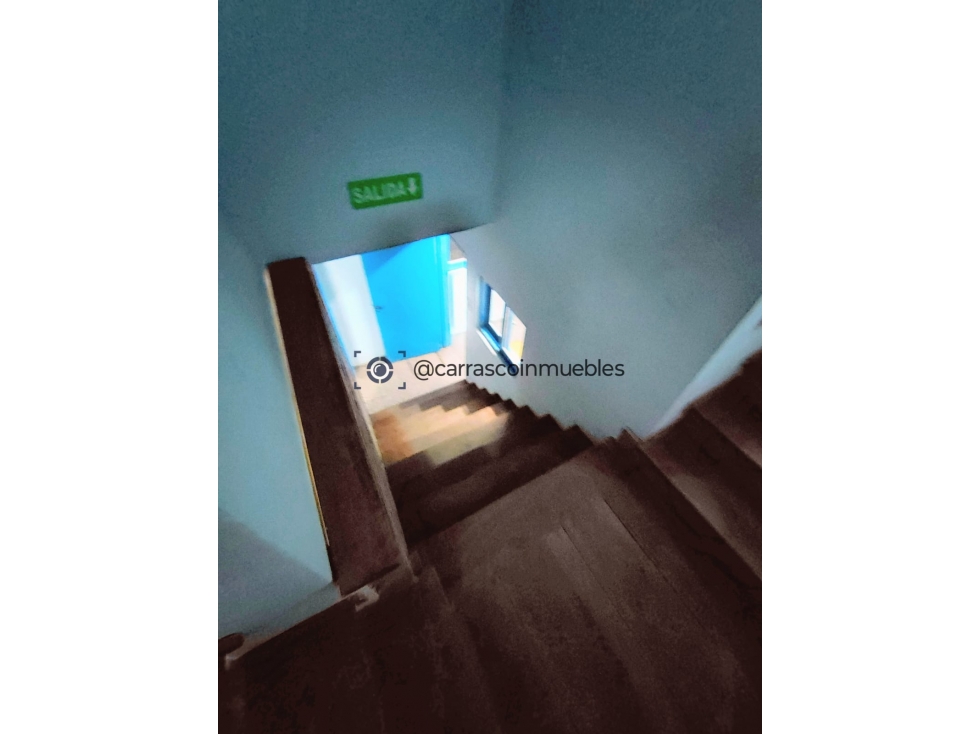 Venta Galpòn con Doble Planta, Oficinas, Etc. Bº Pueyrredòn - 6