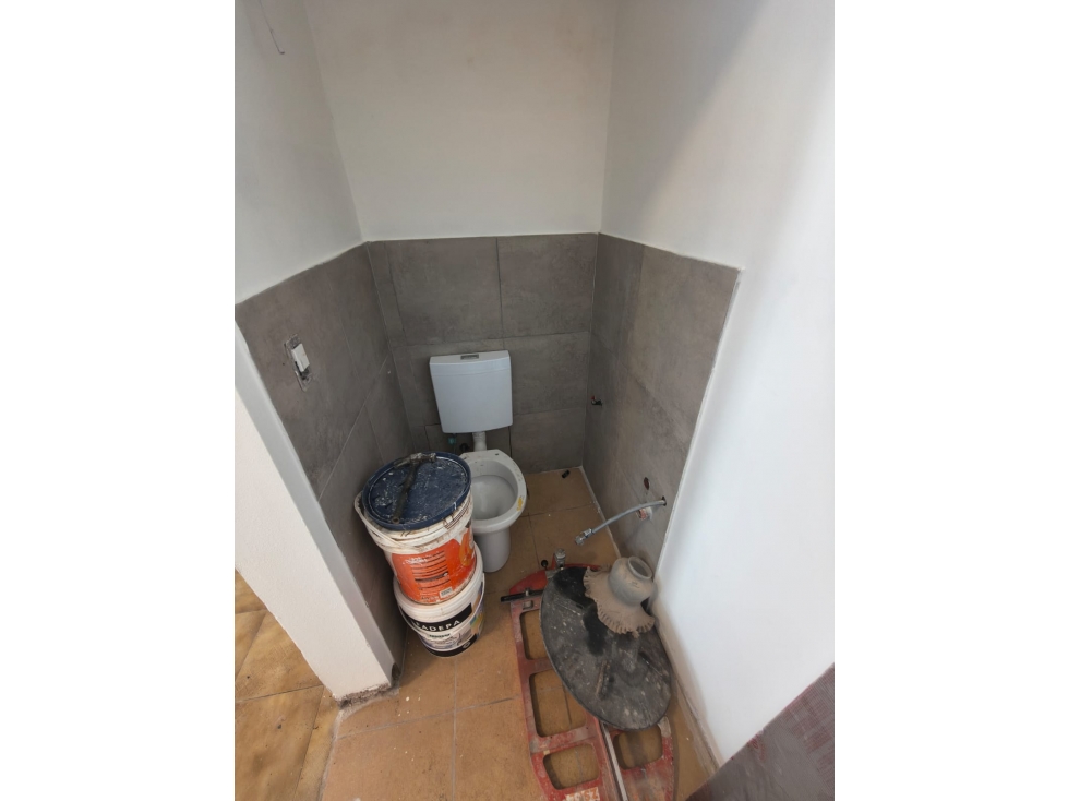 ALQUILER LOCAL COMERCIAL a mts de ALEM - 3