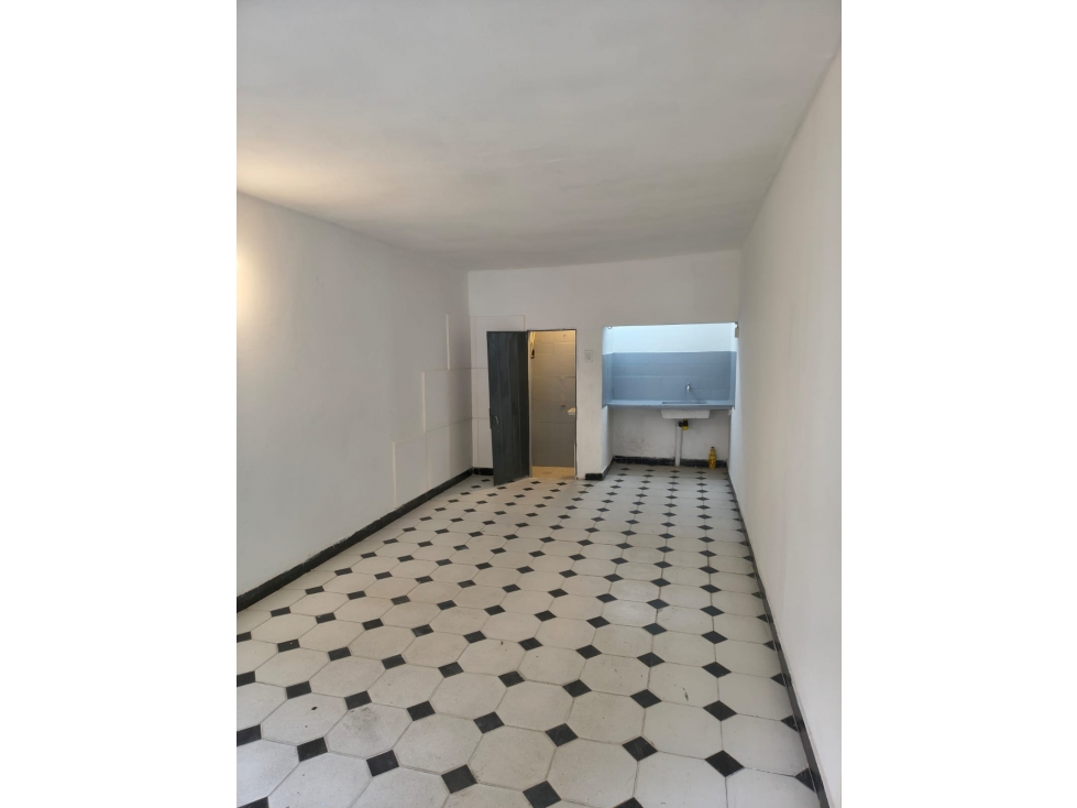 ALQUILERES Bº AYACUCHO, MONOAMBIENTES CON BAÑO PROPIO — foto 5