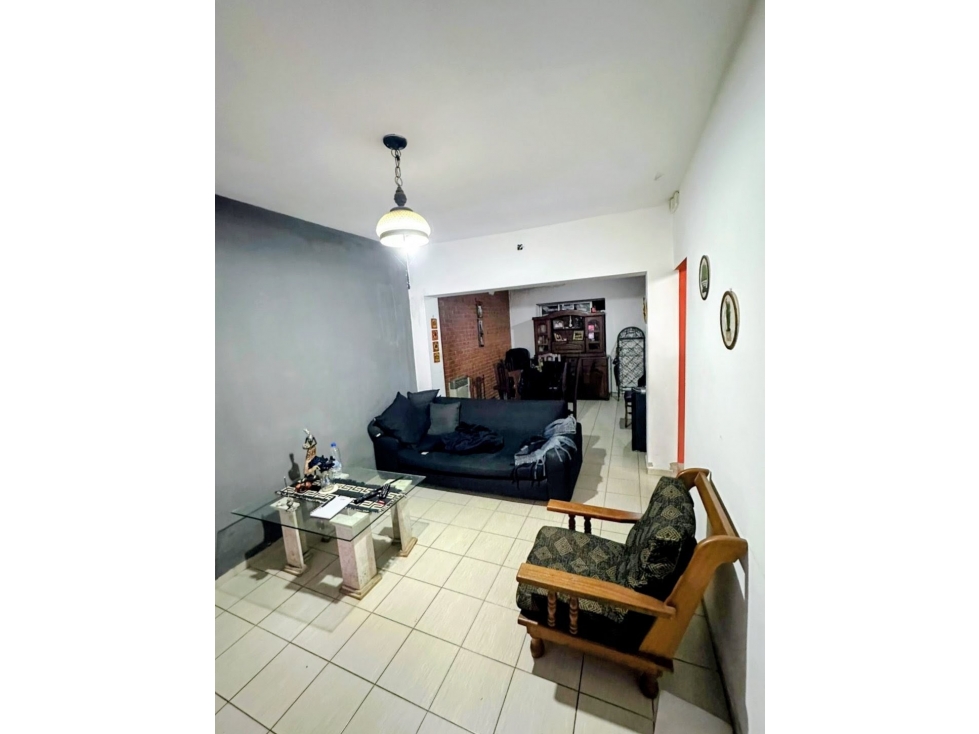 Venta: Bº General Bustos Casa con 400 m 2 Lote - 6