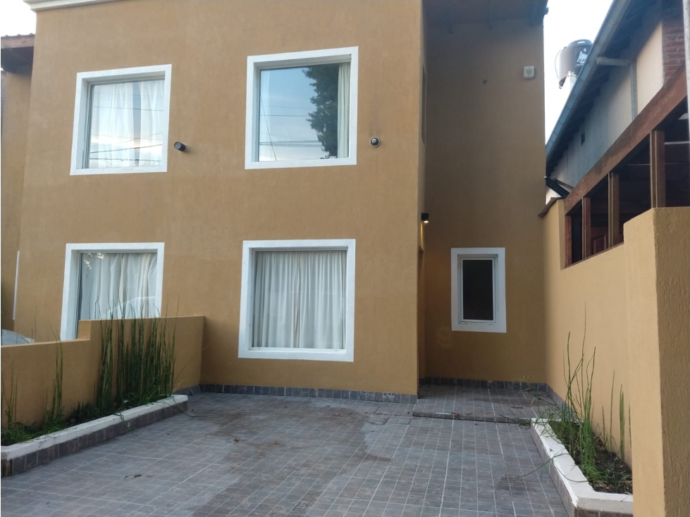 DUPLEX 3 AMBIENTES