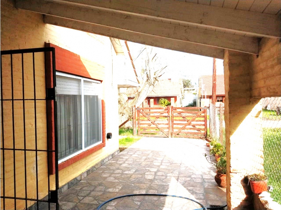 CHALET CON QUINCHO A 4 CUADRAS DEL MAR — foto 6