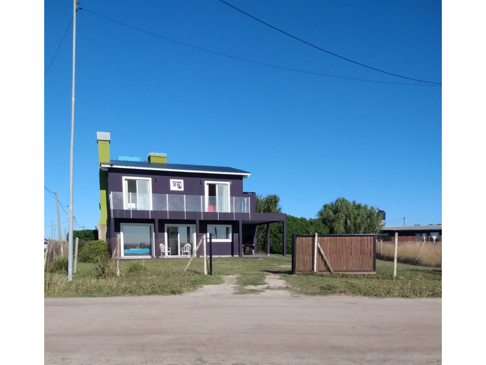IMPORTANTE CASA FRENTE AL MAR EN VENTA - 3