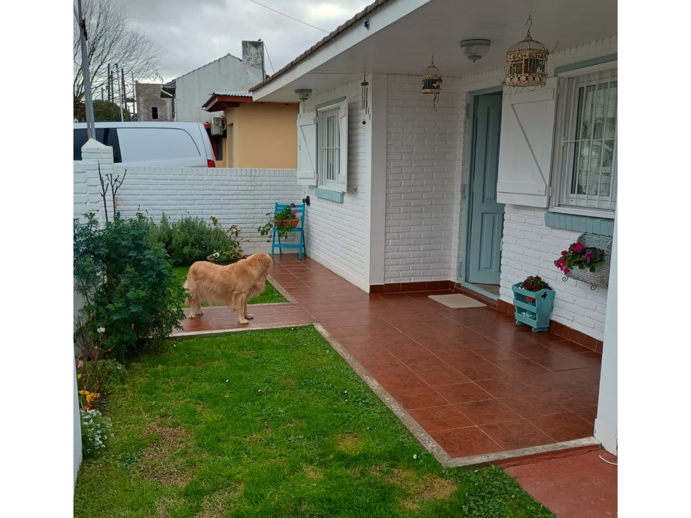 CHALET 3 AMBIENTES A METROS DEL MAR - 4