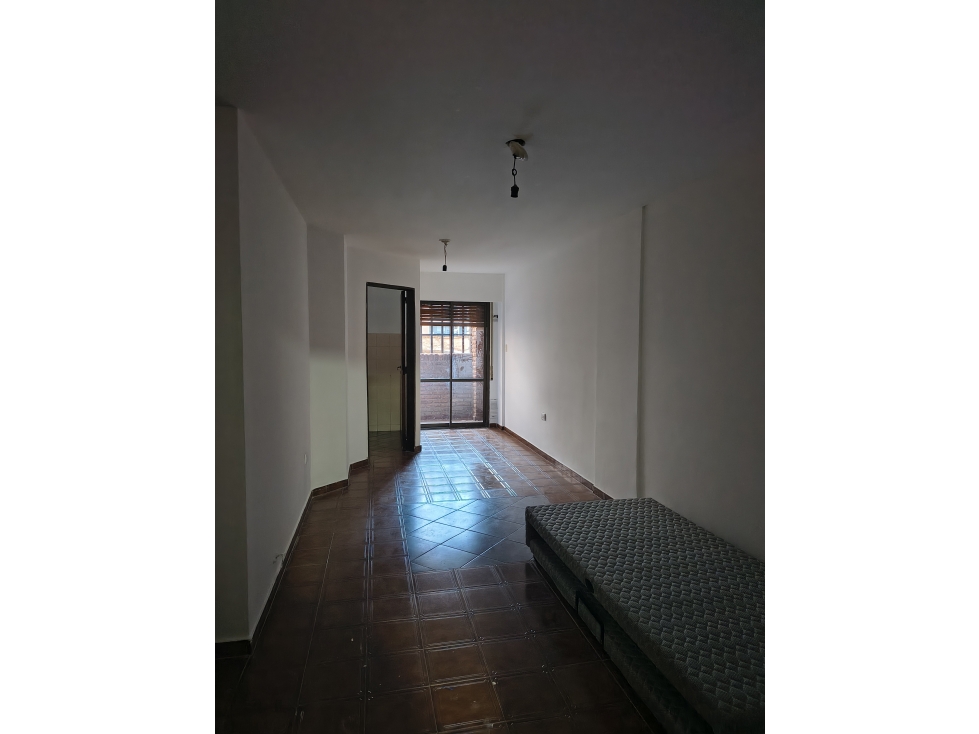 En alquiler , un dormitorio , Nueva Córdoba, con balcón
