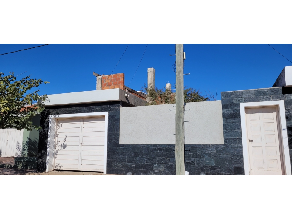 CASA EN VENTA - RIO PRIMERO - CORDOBA - 2