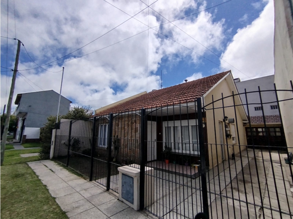 Venta Casa 4 Amb con Patio
