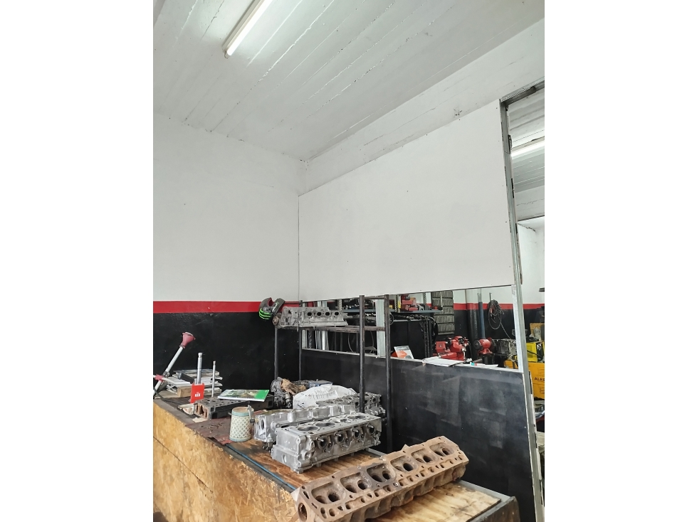 LOCAL en VENTA, COLÓN Y TIERRA DEL FUEGO — foto 2