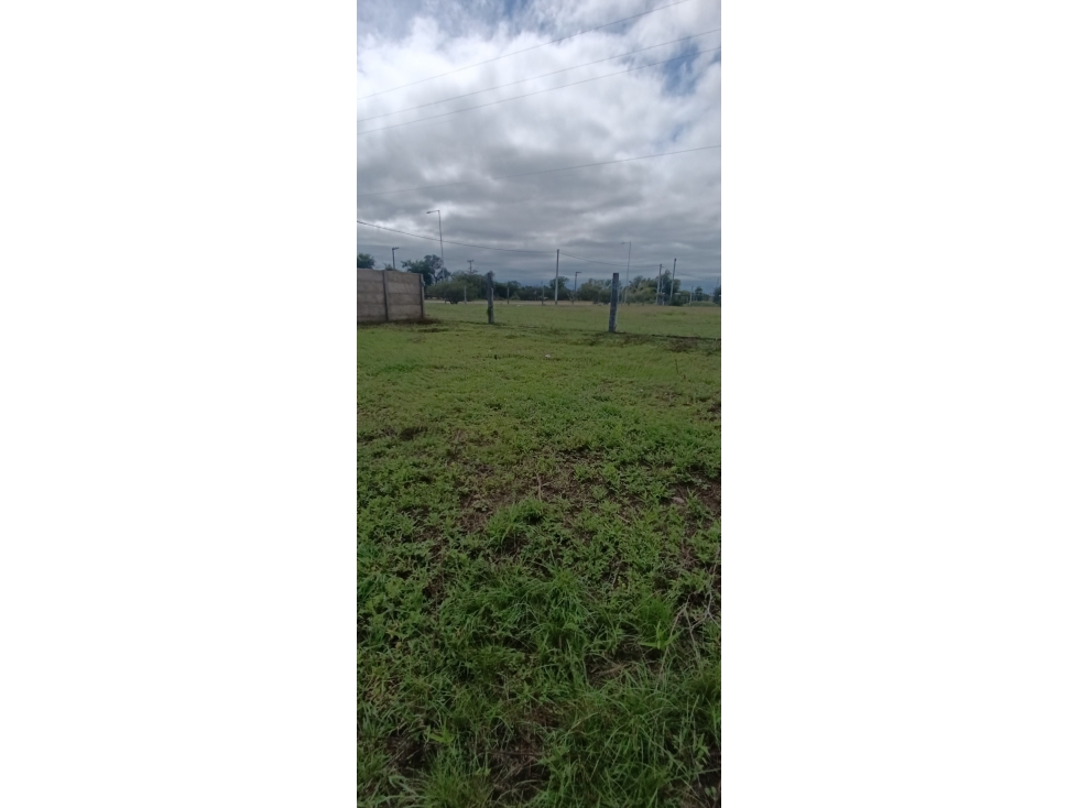 LOTE EN VENTA CALLE LA PAMPA - 4