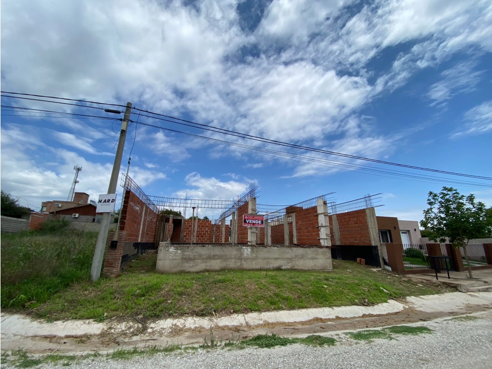 VENTA LOTE CON CONSTRUCCION B° RESIDENCIAL - 2