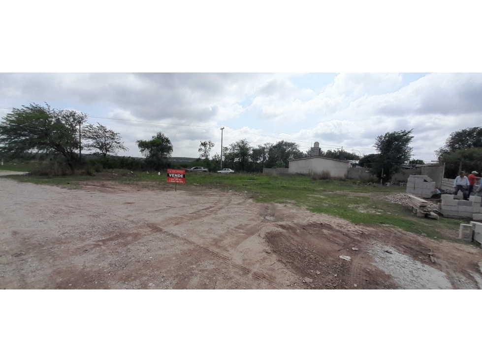 SE VENDE LOTE UBICADO A METROS DEL RÍO XANAES Y SOBRE RUTA 36 - 2