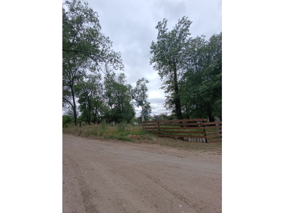 LOTE EN VENTA A METROS DEL BALNEARIO - 4