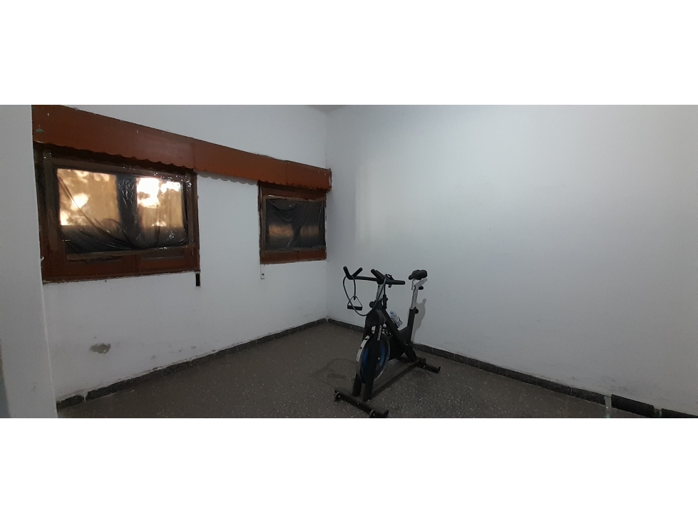 SE VENDE CASONA + DOS LOCALES DESPEÑADEROS Centro - 6
