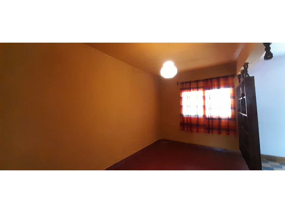 CASA EN VENTA B° Residencial DESPEÑADEROS - 3