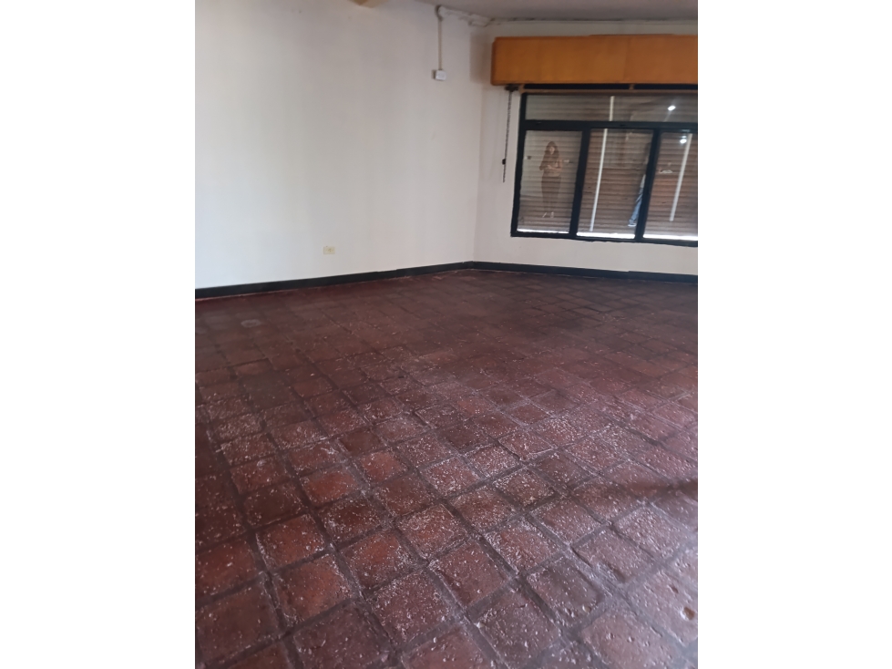 LOCAL COMERCIAL EN ESQUINA, DESPEÑADEROS RUTA 36 - 2