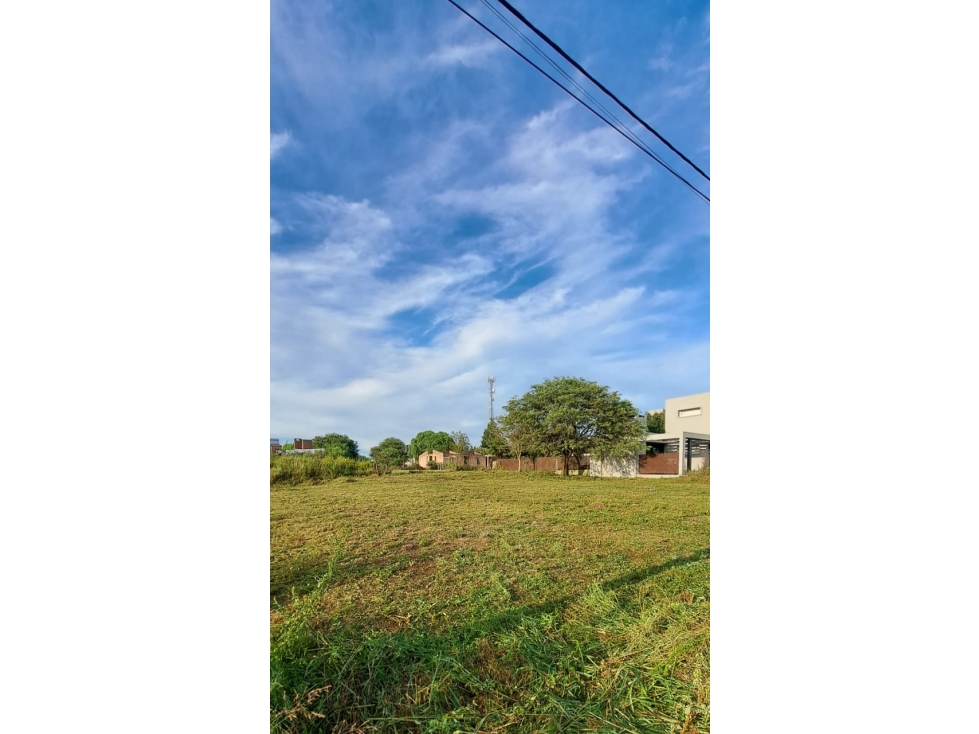 EN VENTA LOTES CONTIGUOS EN BARRIO RESIDECIAL - 6