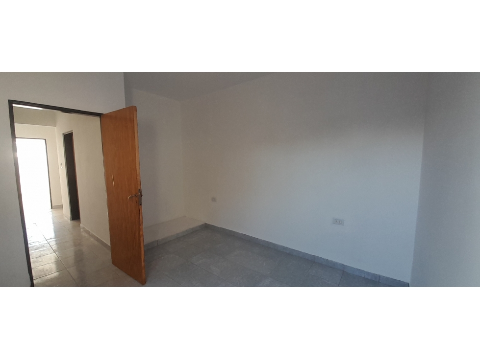 CASA EN VENTA EN BARRIO LOS PINOS, DESPEÑADEROS. - 6