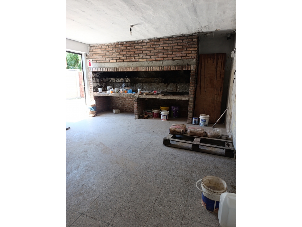 LOCAL COMERCIAL EN ESQUINA, DESPEÑADEROS RUTA 36 - 6