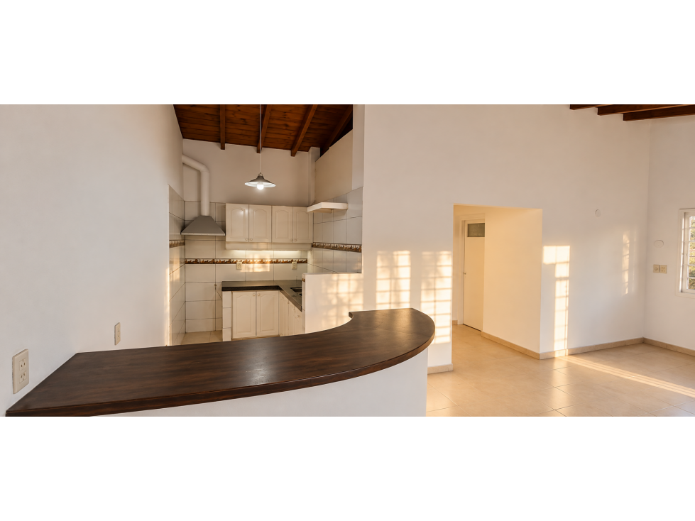 CASA + SALÓN COMERCIAL EN VENTA EN CHACRAS DE CORIA — foto 4