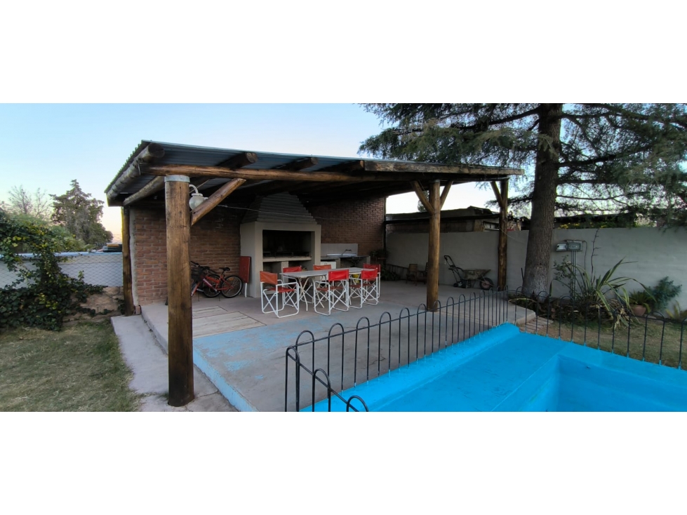 CASA + SALÓN COMERCIAL EN VENTA EN CHACRAS DE CORIA - 5