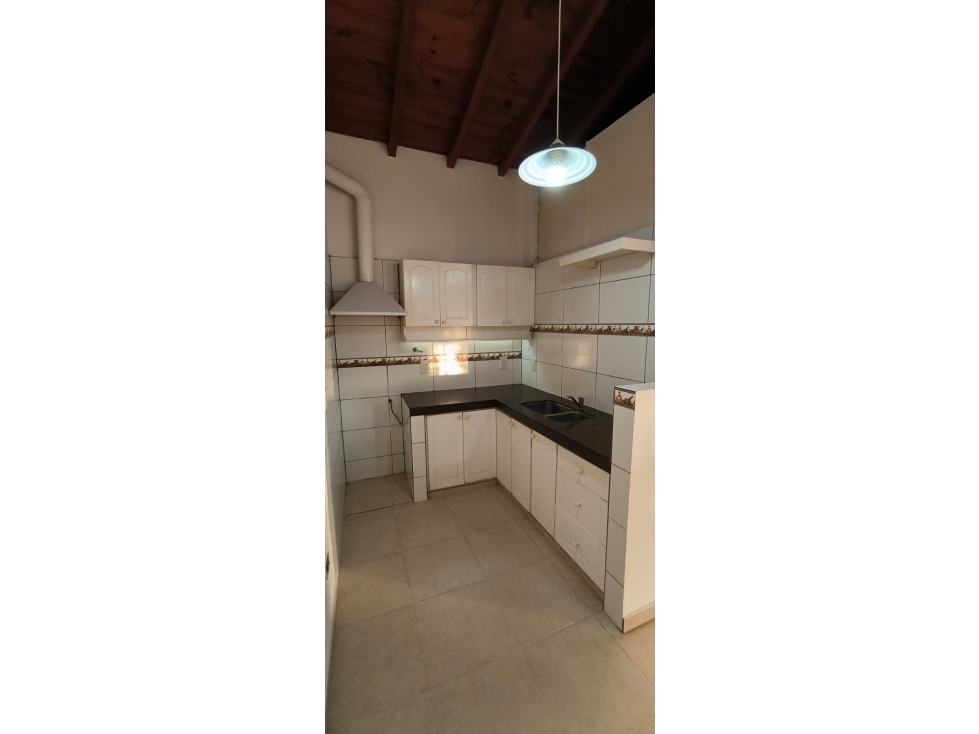 CASA + SALÓN COMERCIAL EN VENTA EN CHACRAS DE CORIA - 6