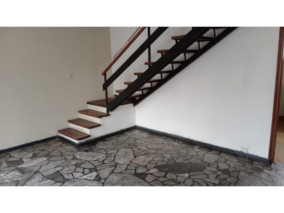 Vivienda ideal para comercio en alquiler - Luján de Cuyo - 2