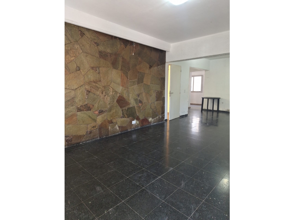 Casa 3 Dorm. y Cochera en Alquiler - Las Heras - 2