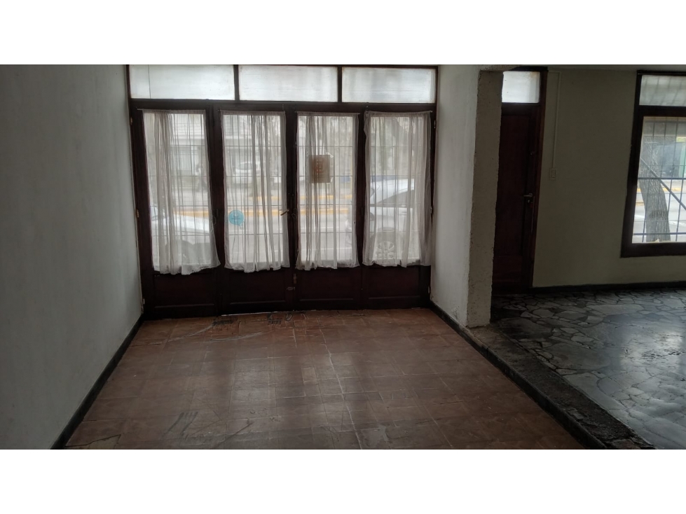 Vivienda ideal para comercio en alquiler - Luján de Cuyo - 4