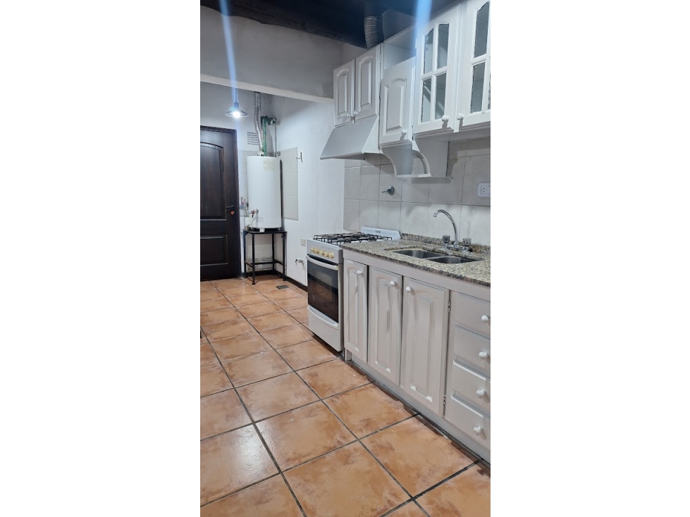 Departamento de 2 dormitorios y cochera en Alquiler - Guaymallen - 3