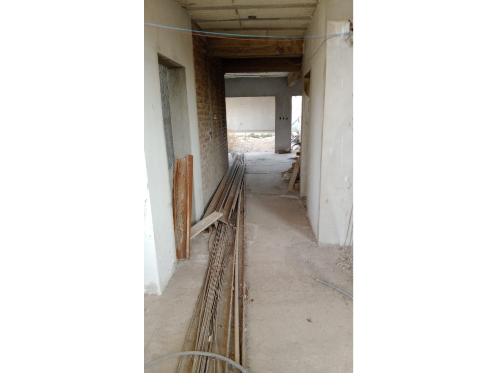 CASA EN CONSTRUCCIÓN EN VENTA - PINAR DEL SOL V - MAIPU - 4