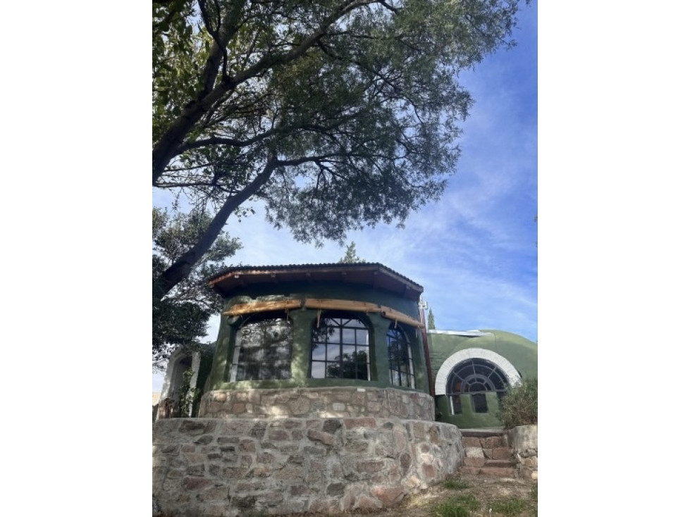 Propiedad única en venta Iglús con vista increíble — foto 5