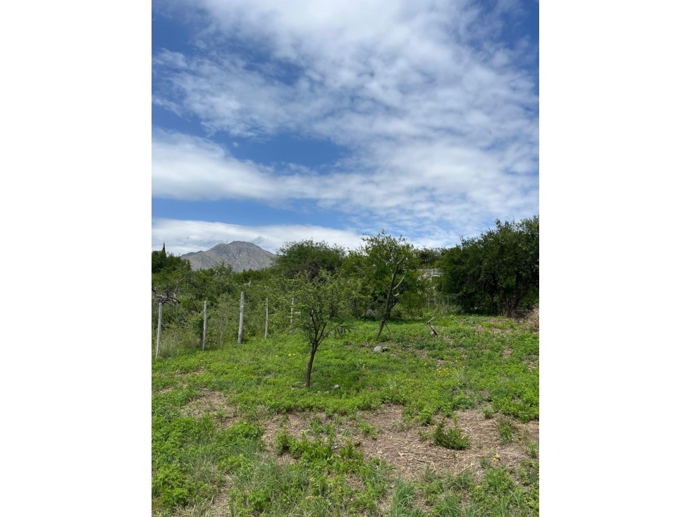 LOTE EN VENTA CAPILLA DEL MONTE BARRIO VALENTI - 2