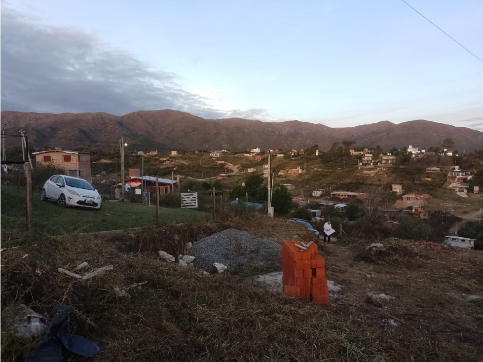 Lote con construcción en Huerta Grande Cba - 5