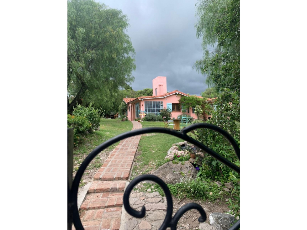 Casa en venta en Los Cocos Diseño, luz natural y excelente entorno — foto 2