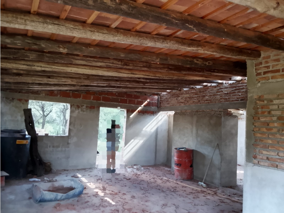 Oportunidad única 1 hectárea con vivienda a terminar en Escobas - 5