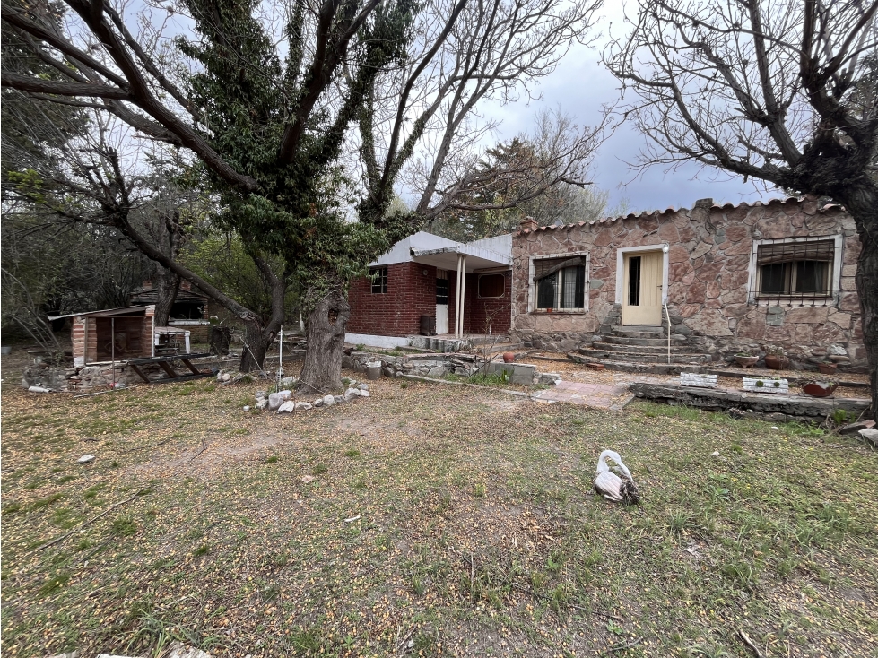 Inversión con Potencial: Dos Casas Juntas en San Esteban - 6
