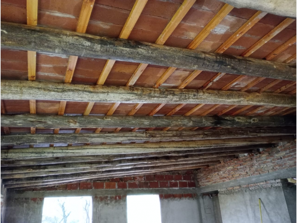 Oportunidad única 1 hectárea con vivienda a terminar en Escobas - 6