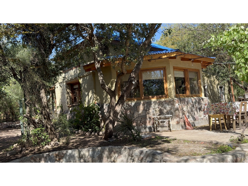 Hermoso chalet en Barrio Faldas del Uritorco