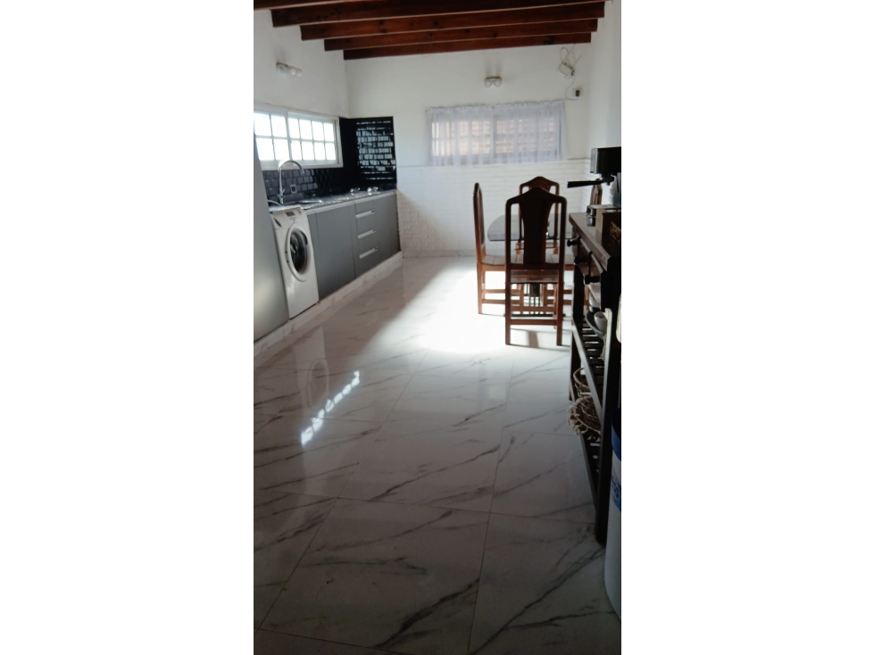 EN VENTA. Hermosa y amplia Propiedad B° Quintana - 1