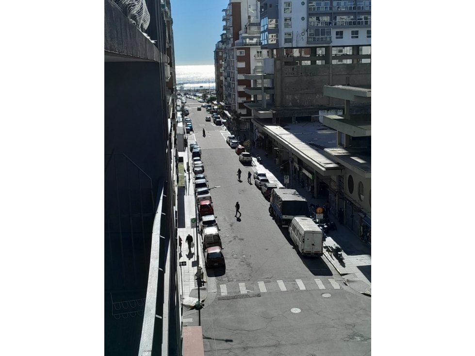 2 amb. c/dependencia a la calle - reciclado - Entre Rios y Belgrano — foto 4