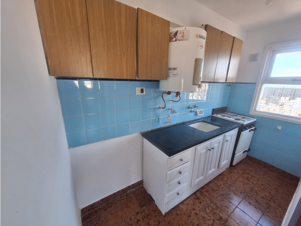 2 ambientes a la calle con excelente vista - Mitre y 9 de Julio — foto 4