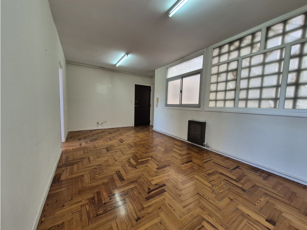 Oficina - Tres Privados - Moreno y San Luis - RETASADA — foto 2