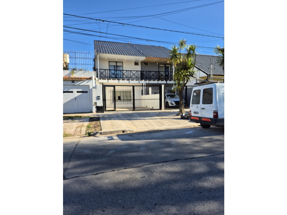Dúplex 4 ambientes - Reciclado a nuevo - Parque Luro - 5